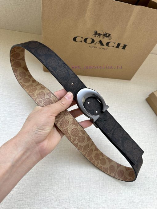 The 3.7cm wide COACH double-sided waist belt is made of one side of black/khaki fabric and c gttw1n1y - Image 4