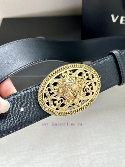 The 3D hollowed out Medusa on the Versace head logo waistband buckle with a width of 4.0cm g gi06j3g1 - Image 3