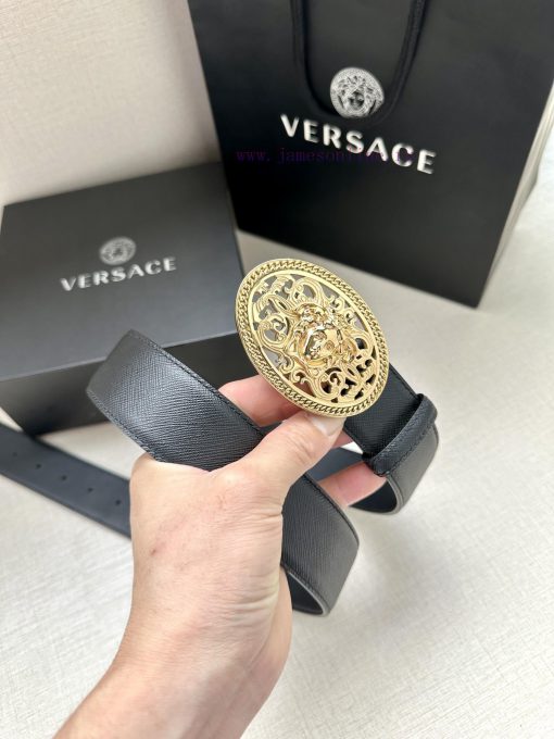 The 3D hollowed out Medusa on the Versace head logo waistband buckle with a width of 4.0cm g gi06j3g1 - Image 5