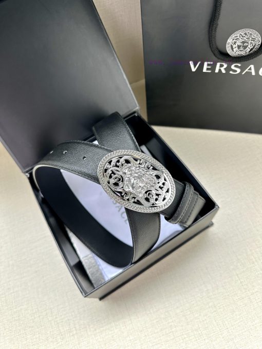 The 3D hollowed out Medusa on the Versace head logo waistband buckle with a width of 4.0cm g gi06j3g1 - Image 10