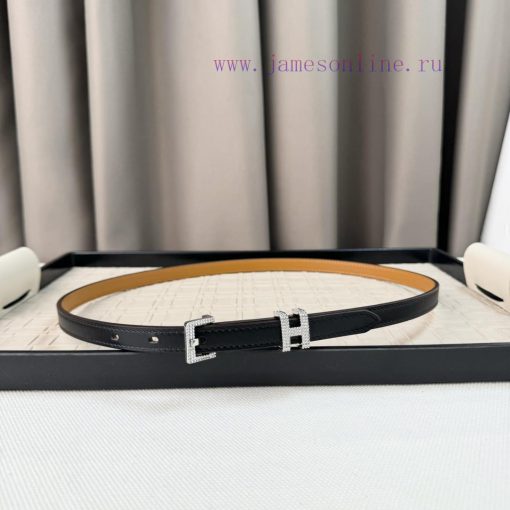 Calfskin waist belt, paired with palladium plated buckle, finely polished and diamond sparkl p1lp5fwk - Image 2