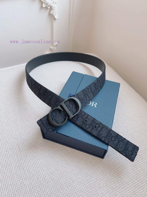 High end quality, physical photographyComes with a complete gift boxDIOR material, milkshake t7mflee2