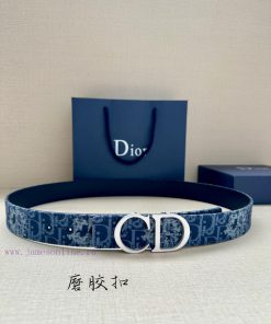 Width 3.5cm. This double-sided belt is made of 35mm blue denim fabric and smooth cowhide wit 0f5dct23