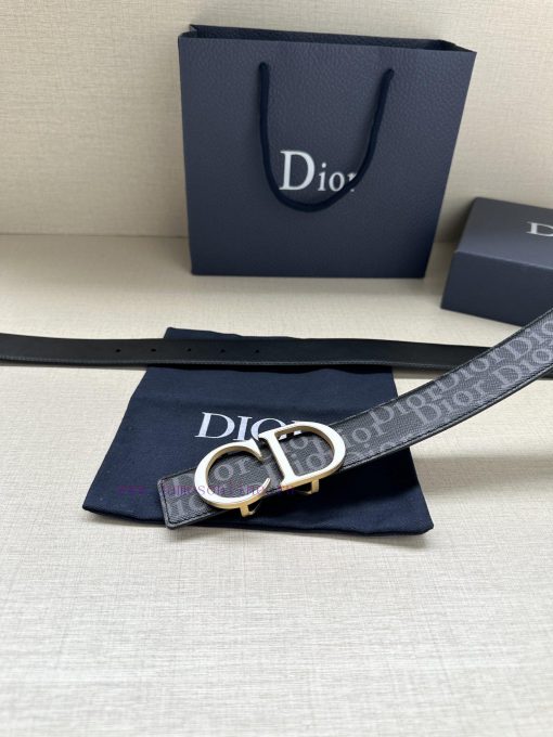 This 35mm double-sided belt combines elegant temperament with modern style. The double-sided 6fgvk1q1 - Image 5