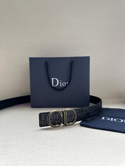 This 35mm double-sided belt combines elegant temperament with modern style. The double-sided 3xf78lul - Image 10