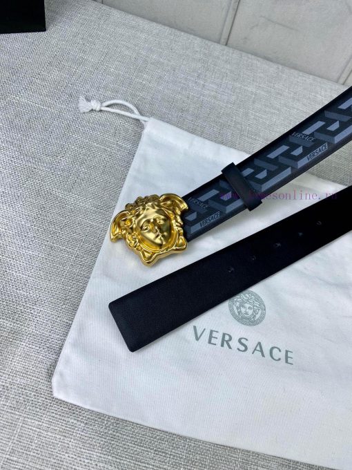 Width 4.0 cm Versace This classic Versace belt is made of soft calf leather, adorned with La sa68t9hh - Image 4
