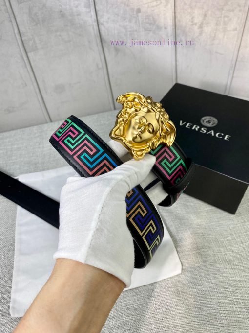 Width 4.0 cm Versace This classic Versace belt is made of soft calf leather, adorned with La l25yyrli - Image 8