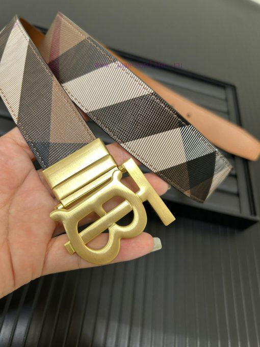 Burberry. BurberryA complete set of high-quality tail clip fasteners with a width of 35mm, p 295lp1sf - Image 6