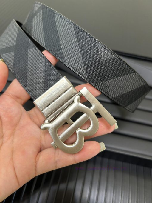 Burberry. BurberryA complete set of high-quality tail clip fasteners with a width of 35mm, p lq30qho5 - Image 6
