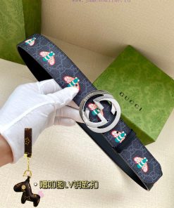 The GUCCI bee pattern, with a width of 4.0cm, is one of the iconic elements in Gucci's anima o84oryyi