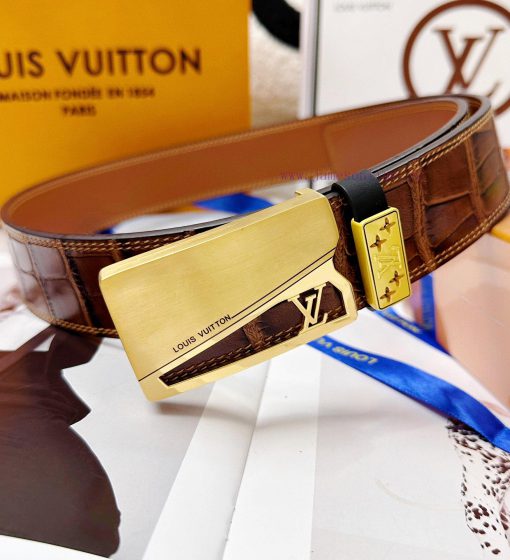 Belt LV Louis Vuitton replicaThe waistband is made of 100% cowhide, ensuring a 24K pure stee 9hjdbdfo - Image 6