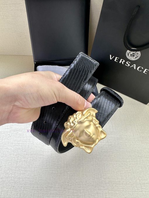 Width 4.0cm Versace. The buckle of this Versace belt is adorned with the iconic matte buckle uaw889ch - Image 5