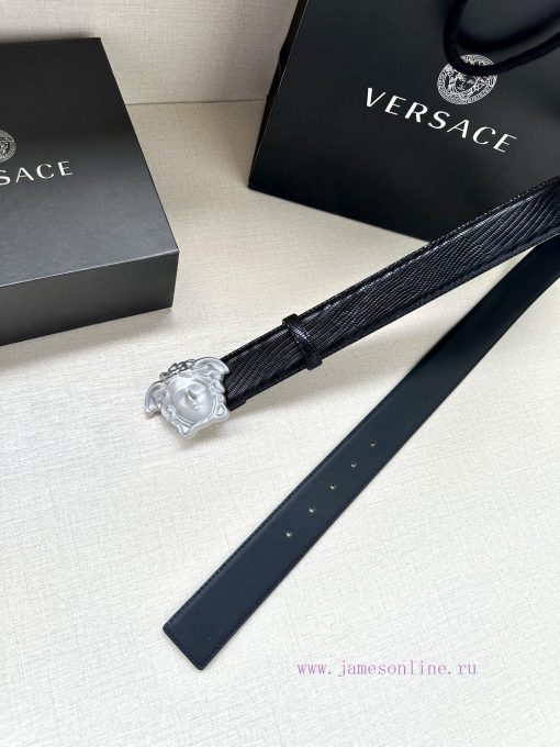 Width 4.0cm Versace. The buckle of this Versace belt is adorned with the iconic matte buckle uaw889ch - Image 10