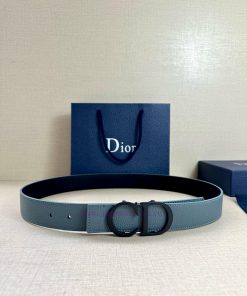 Dior's double-sided belt combines elegant temperament with modern style. Both sides are care kr155zmz