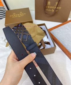 The new Burberry belt is synchronized with the new Italian made belt, made of selected smoot g13r014t