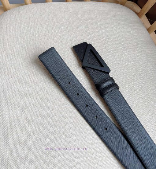 PRADA's buckle style waist belt comes from a multifunctional combination accessory series th lbqkm7yu - Image 4