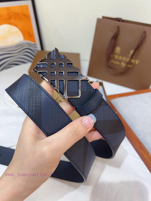 The new Burberry belt is synchronized with the new Italian made belt, made of selected smoot g13r014t - Image 5
