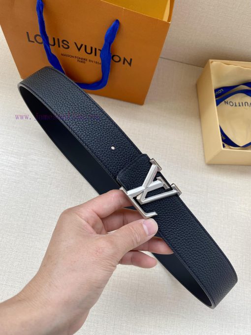 Comes with a complete gift boxThe LV Pyramide Twisted double-sided belt is made of soft Taur p26l7hws