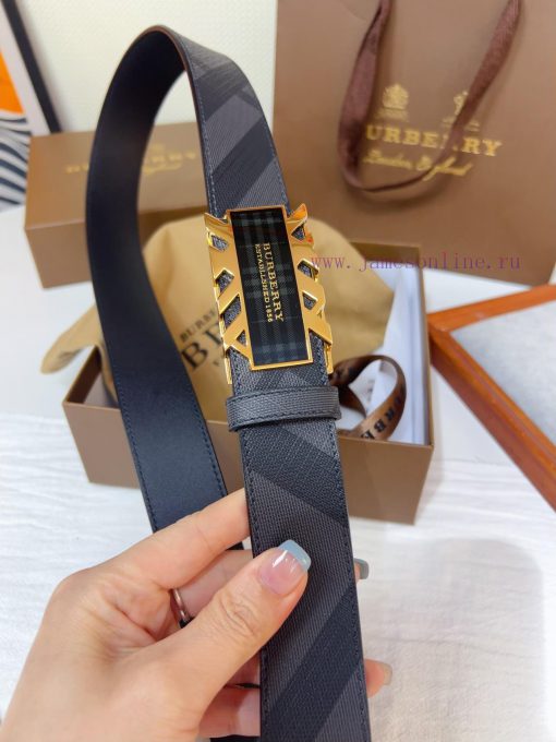 The new Burberry belt is synchronized with the new Italian made belt, made of selected smoot 8b7wyny3 - Image 9