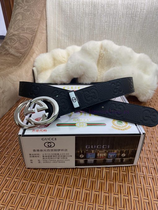 Gucci. Gucci  Material: Leather Belt with 100% Head Layer. The leather belt is guaranteed to 1c22vvsb