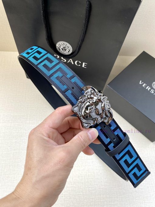 Width 3.8cm Versace This satin belt from Versace has a very casual style, adorned with the i umn81nt8