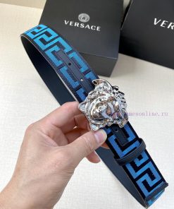 Width 3.8cm Versace This satin belt from Versace has a very casual style, adorned with the i 2g1ju2p1