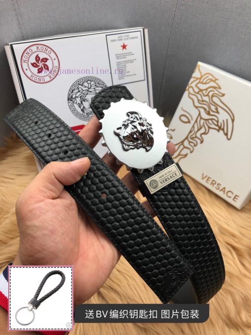 Versace checkered cowhide belt body, exquisite buckle craftsmanship, luxurious and noble sty fu8jeo2c