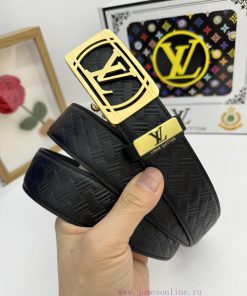 LV... Louis Vuitton automatic beltMaterial: Leather Belt with 100% Head Layer. The leather b tk08mh36