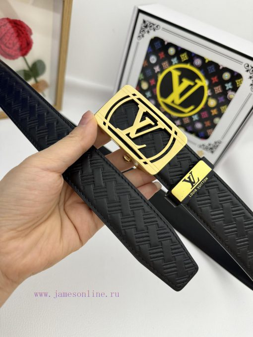 LV... Louis Vuitton automatic beltMaterial: Leather Belt with 100% Head Layer. The leather b tk08mh36 - Image 4