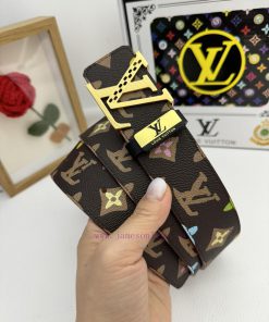 LV... Louis VuittonMaterial: Leather Belt with 100% Head Layer. The leather belt is guarante 7q0zv1gv