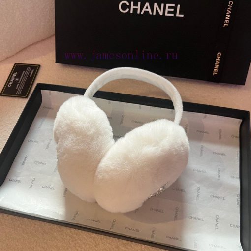 Burberry's new rabbit hair earmuffsp9ntdf1r - Image 15
