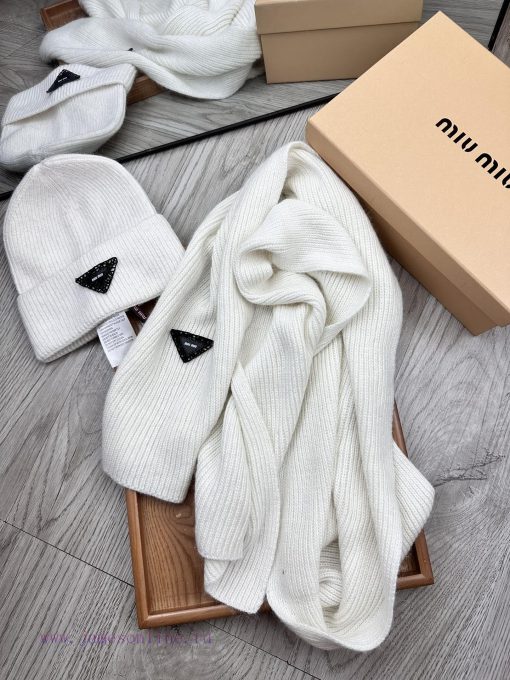 MIU MIU Wool Set Hat Classic Set Hat Scarf Warm and Super Comfortable~Winter Sister's Age Reyx8yszls - Image 15