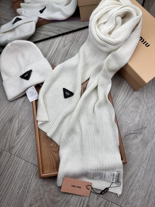 MIU MIU Wool Set Hat Classic Set Hat Scarf Warm and Super Comfortable~Winter Sister's Age Reyx8yszls - Image 17
