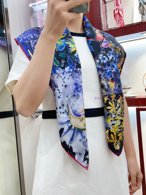 Dior Tarot Tree of Heaven exudes an overwhelming sense of luxury. The color scheme is meticuzta1ppsf - Image 2