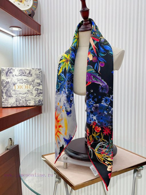 Dior Tarot Tree of Heaven exudes an overwhelming sense of luxury. The color scheme is meticuzta1ppsf - Image 8