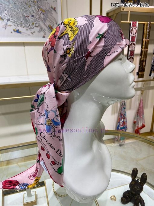 The new Do Home D Flower World 90 Silk Square Scarf is recommended for VIP promotion. You muegbtlc0x - Image 15