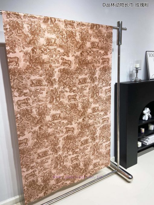 When it comes to the new Dior cashmere scarf D jungle animal scarf, it is recommended to gra0ndh0ap3 - Image 16