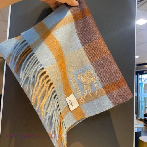 Burberry's high-quality imported cashmere scarf has exploded and is now available for sale oaz6cnj7o - Image 3