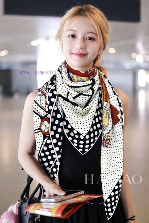The new cashmere model is said to look good and recommended by Herm è s. The luxurious carri43kvjj8w