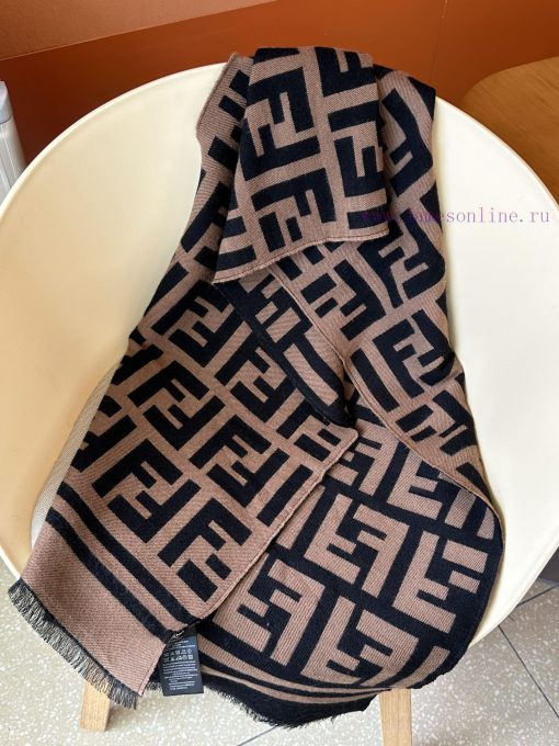 Top notch ‼Fendi The hottest scarf of the year, the vintage FF letter style that the world ima24w9pr - Image 8