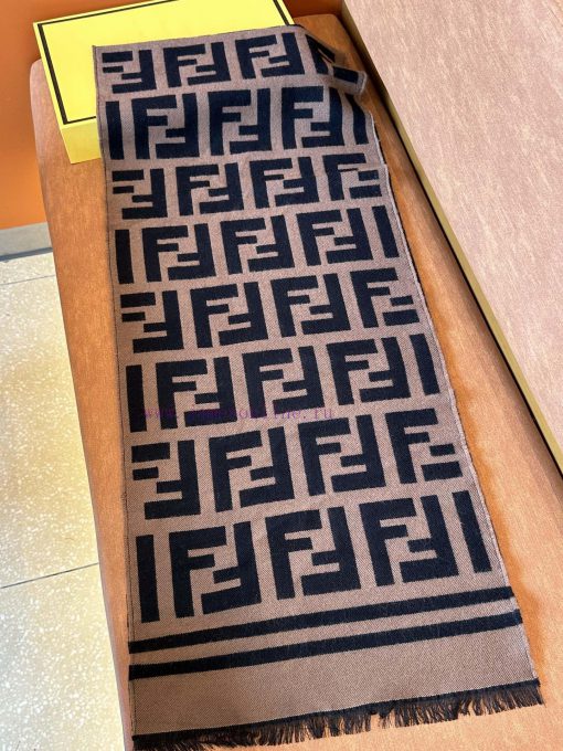 Top notch ‼Fendi The hottest scarf of the year, the vintage FF letter style that the world ima24w9pr - Image 9