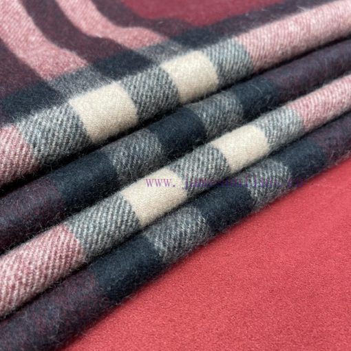 Wine red 𝐁𝐔𝐑𝐁𝐄𝐑𝐑𝐘 Classic entry-level explosive, classic plaid elements will last forever _ 3z9ffcxz - Image 8