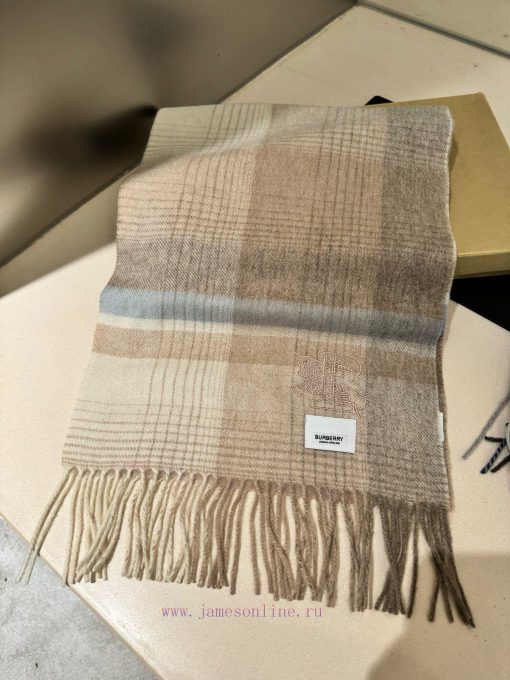 Burberry men's and women's scarves are highly praised and kept for themselves, a rare high-enmxhruf0 - Image 4