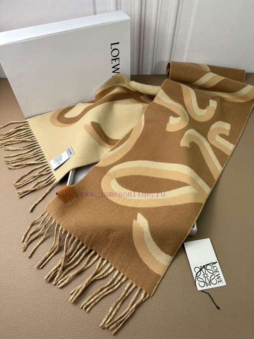 Loewe's new models are hot on the market this yearLOEWE Luo YiweiDouble sided wool scarf wit4oo7l98v - Image 14