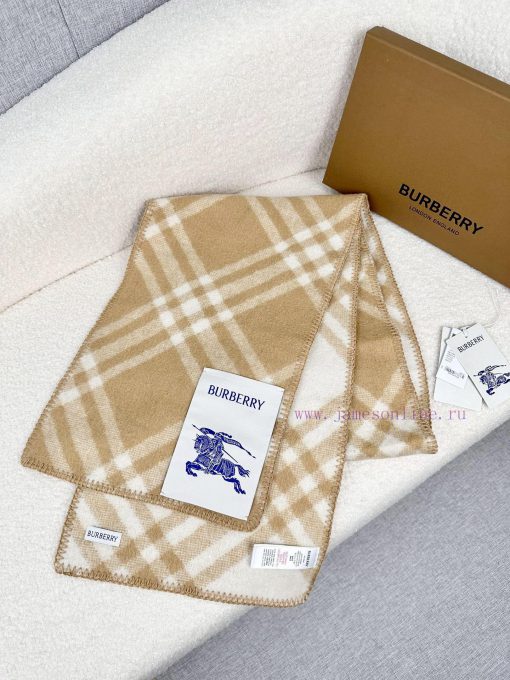 This Burberry cashmere wool blend scarf is a collection of beige with a low-key luxury feel.jf91kbm7 - Image 8