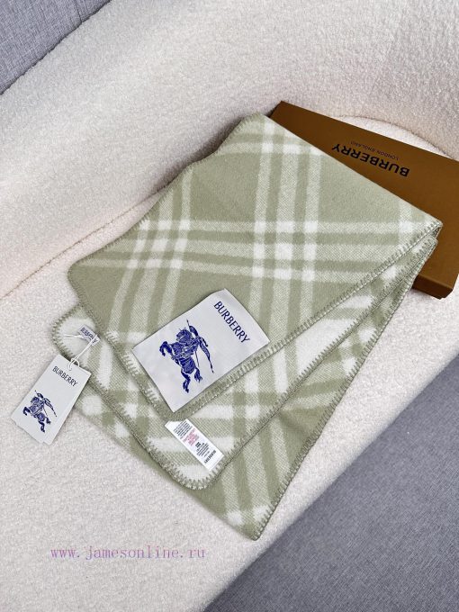 The low-key luxury of B's Orion Mi is a top-notch, soft and elite level fashionable scarf. Ts8xaeqk8 - Image 4