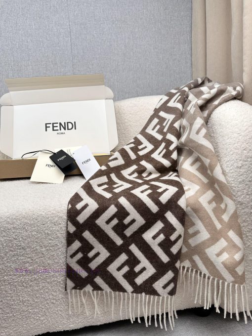 F Home Fendi Old Flower Gradient Double sided Cashmere Scarf, Soft and Delicate Double sidede9vri5sl - Image 9
