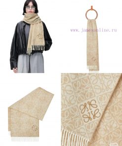 Loewe Chessboard Embroidered 2024 Loewe Logo Scarf is out in new style. Loewe's new logo scajgijmam7