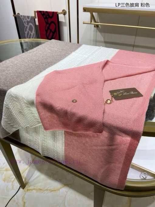 The shipment is absolutely epic, cutting-edge cashmere knitted tricolor shawl, praised by Lox2ea5epy - Image 18