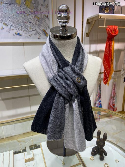 The new Loro Piana Beef LP Color blocked Multi functional Neck allows you to wrap it as you 0bi03nis - Image 16